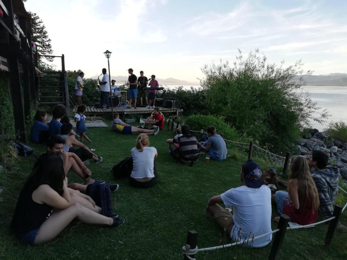 Berkana Hostel Bariloche Экстерьер фото